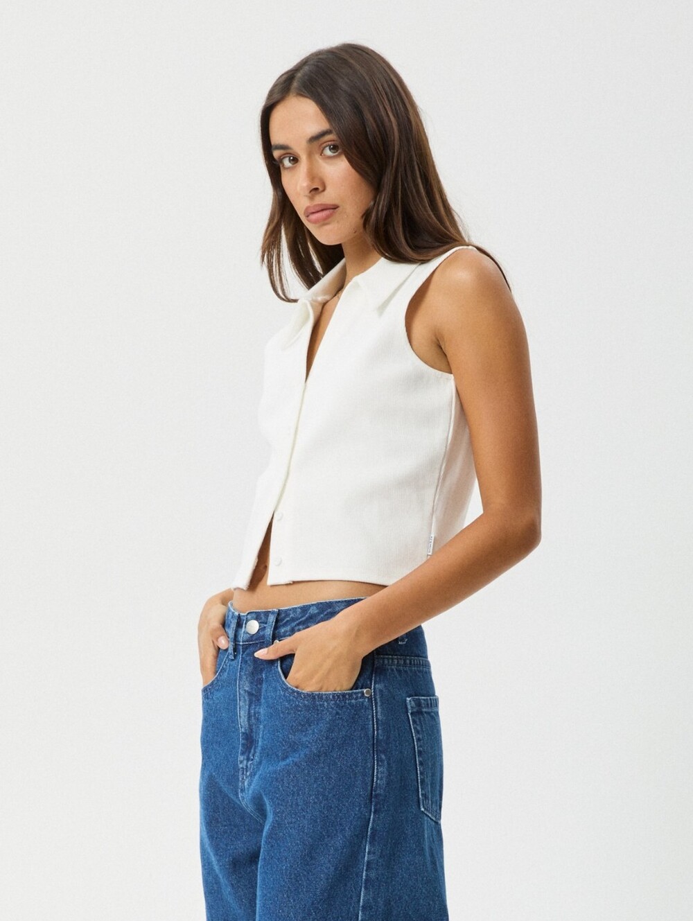 Afends Sleeveless Collared Button-Front Knit Top - White Organic Brand New - Picture 2 of 7